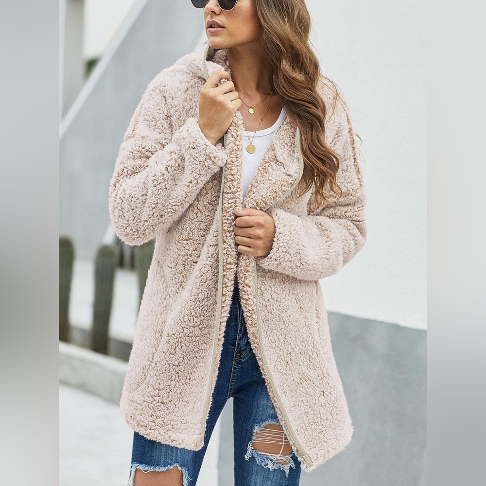 Super cozy and soft over sized beige jacket with hood